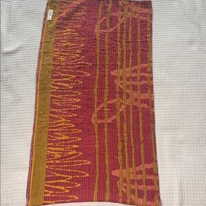 Kantha Bae Headwrap gold, red, blue